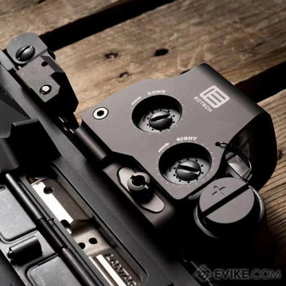 
SWAMP DEER 558 Dual Lights Crosshair Holographic Sight
